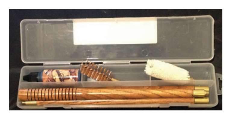 Wildhunter 12G shotgun cleaning kit in plastic case